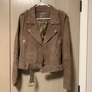 Never worn Blank NYC suede moto jacket in Sand Stoner (size large)